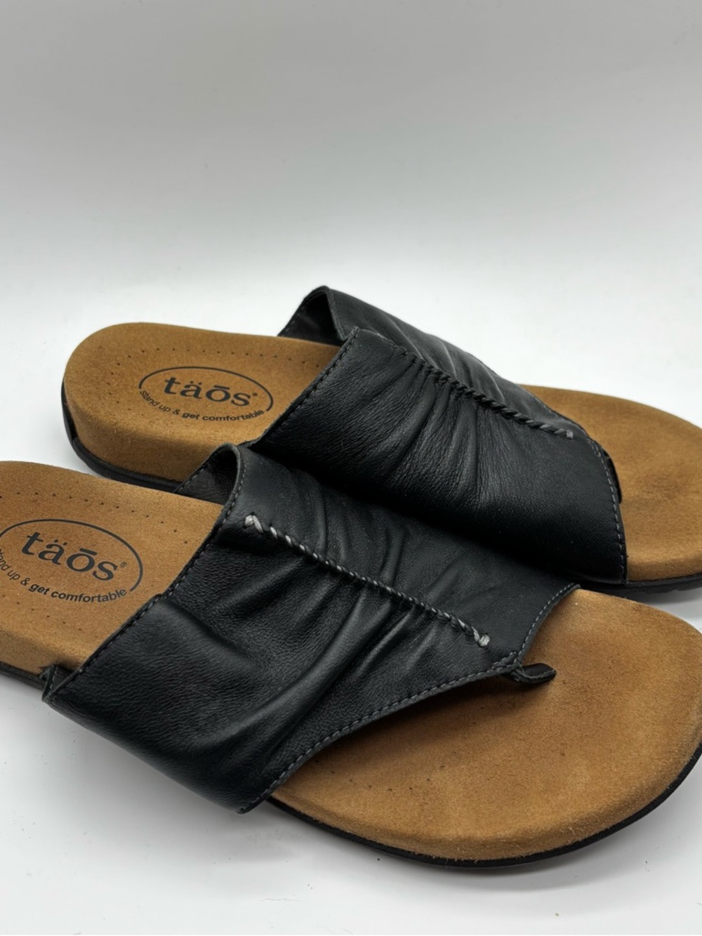 taos Gift 2 Black Boho Ruched Leather Size 10 Sandals Comfy Slip On Slide Arch